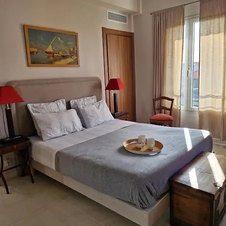 Апартаменты Grand 3 Quartier Pinede Juan *