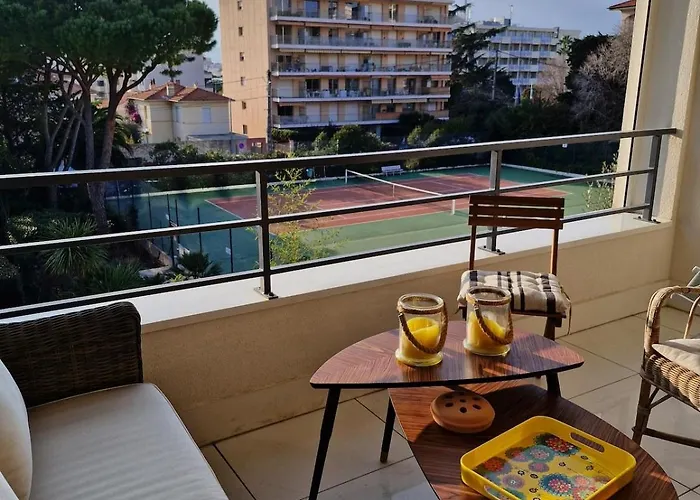 Lejlighed Grand 3 Quartier Pinede Juan