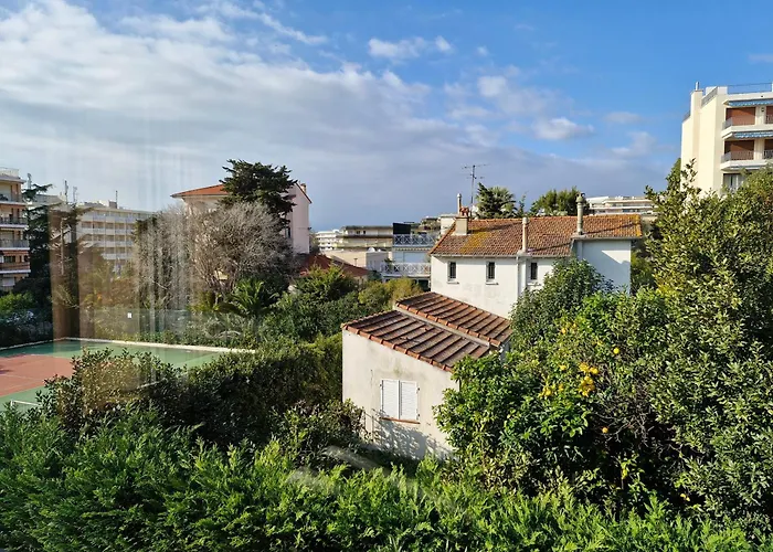 Lejlighed Grand 3 Quartier Pinede Juan Antibes